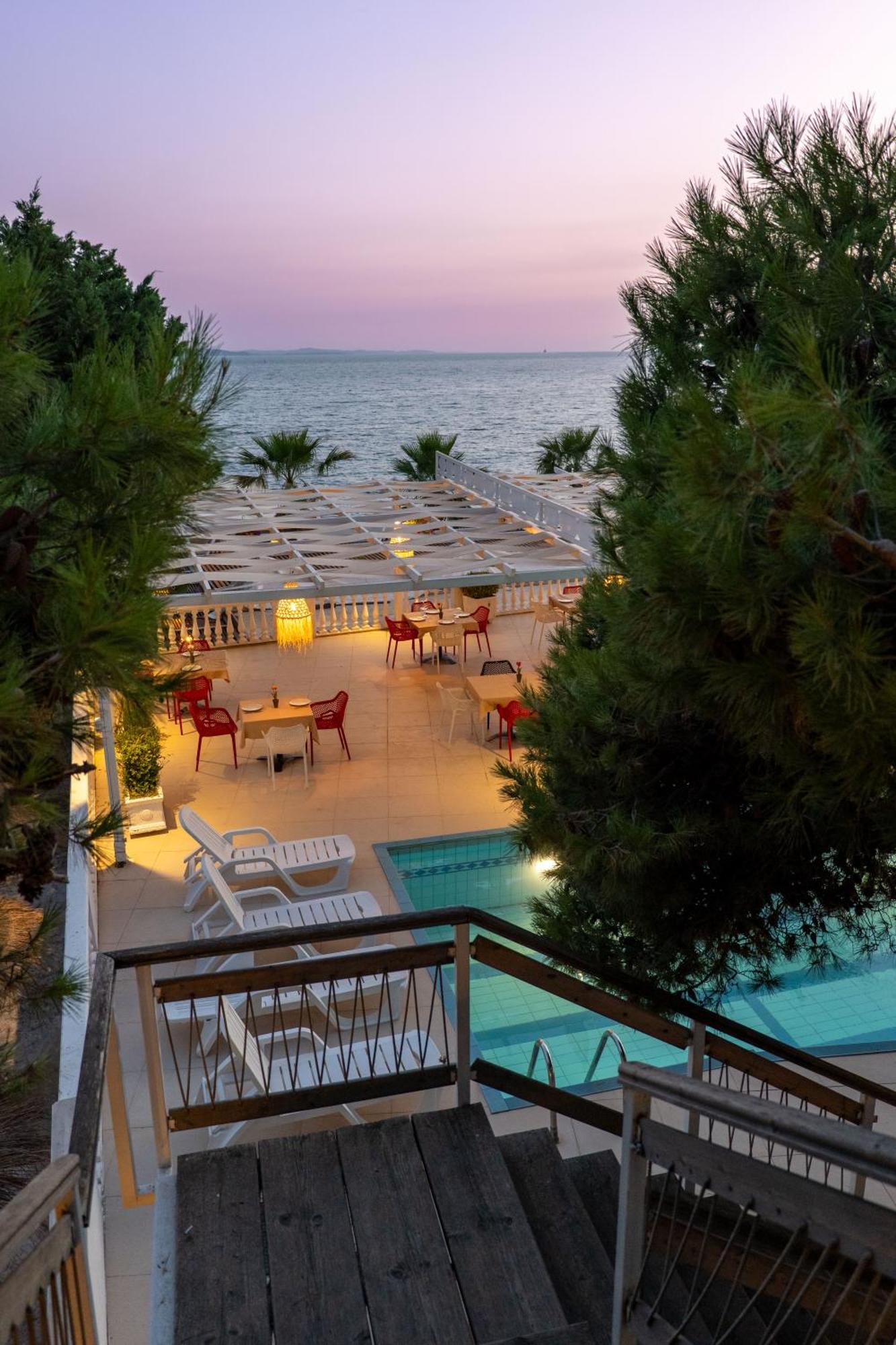 Hotel Sejko Sarandë 外观 照片