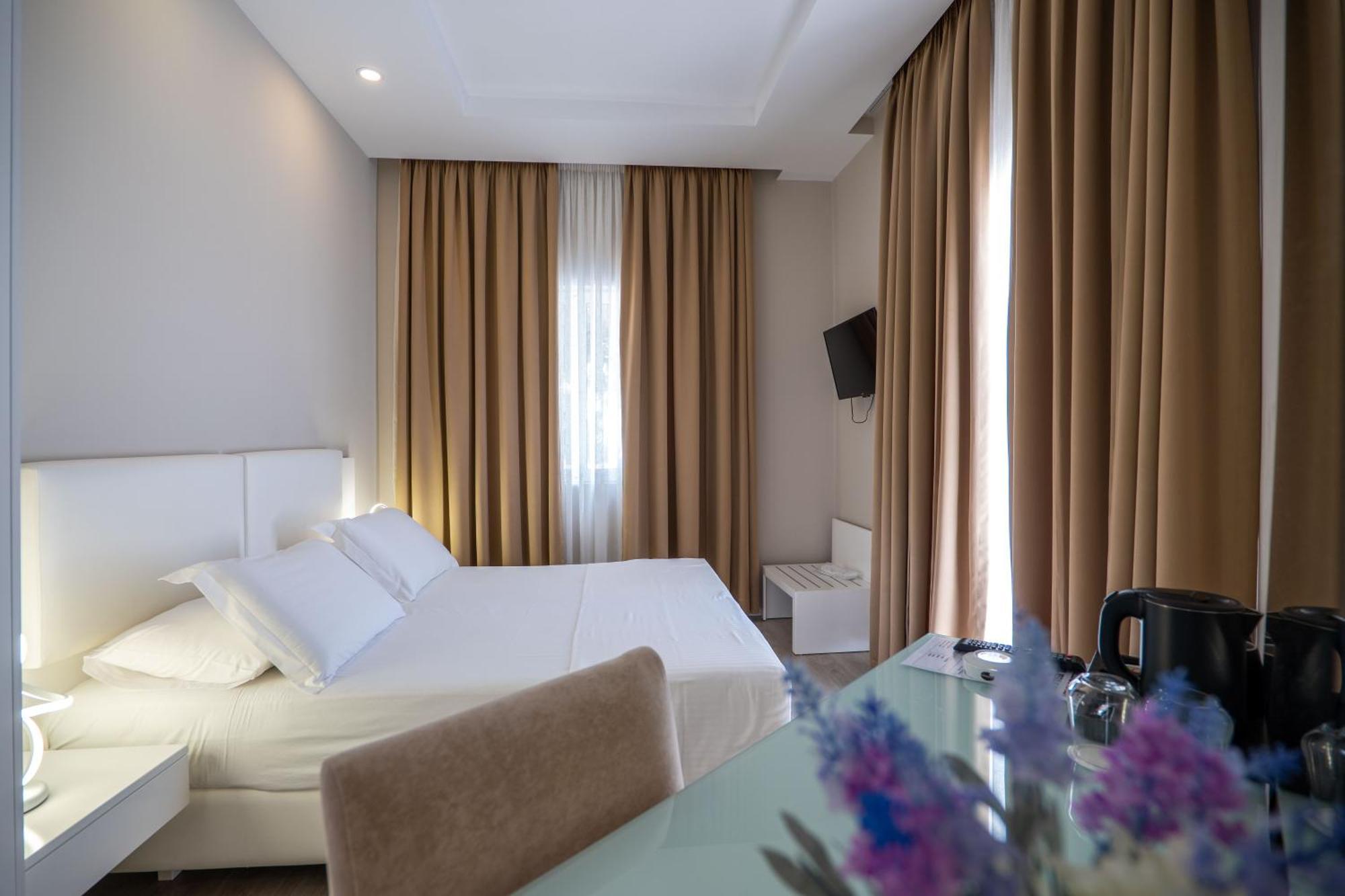 Hotel Sejko Sarandë 外观 照片